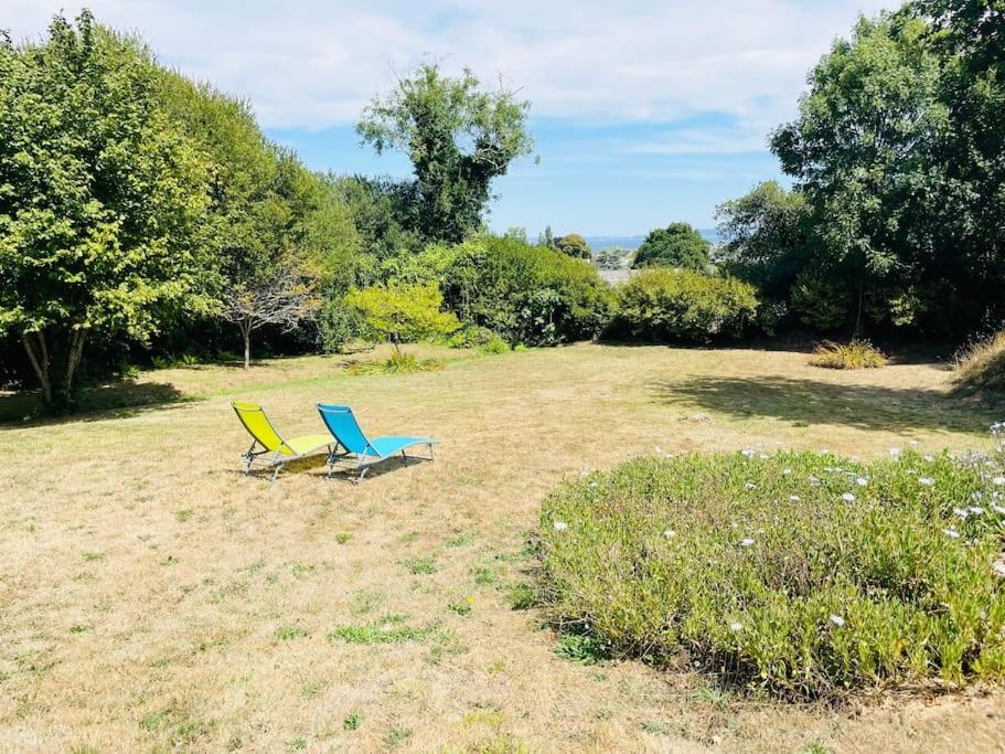 Maison Spacieuse A Deux Pas De La Plage Roscanvel Exterior foto